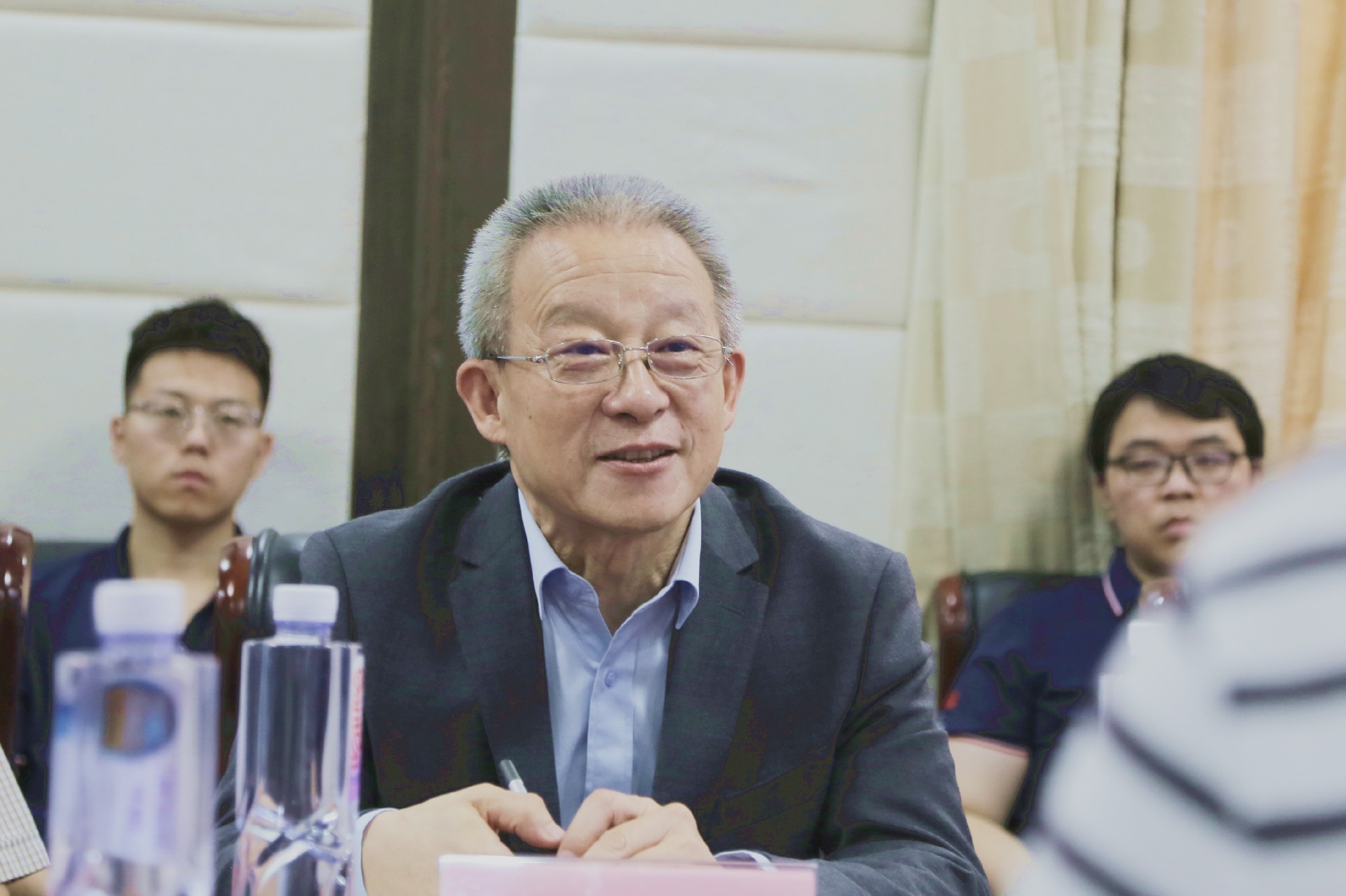 戚魯平.jpg